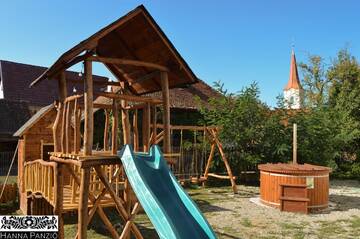 Фото Фермерские дома Pensiune Agroturistica Hanna г. Ocland 5